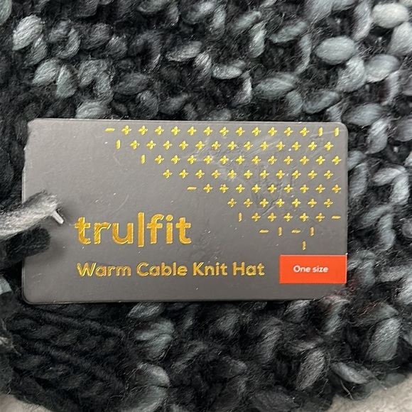 NWT Tru/fit Warm Cable Knit Hat, Cloud Soft, Pom Pom, Gray & Black - Picture 3 of 7